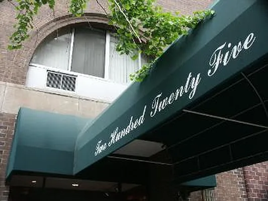 Rented by Corcoran | media 23