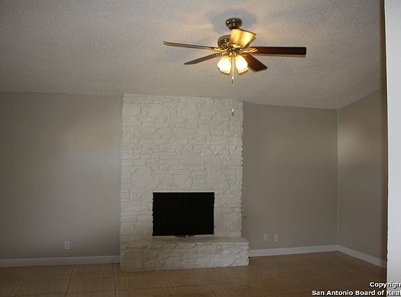 4th image of 5724 Valley Point
