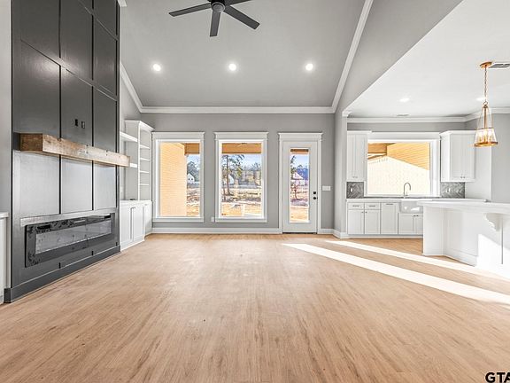 5th image of 14532 Woodland Creek Dr