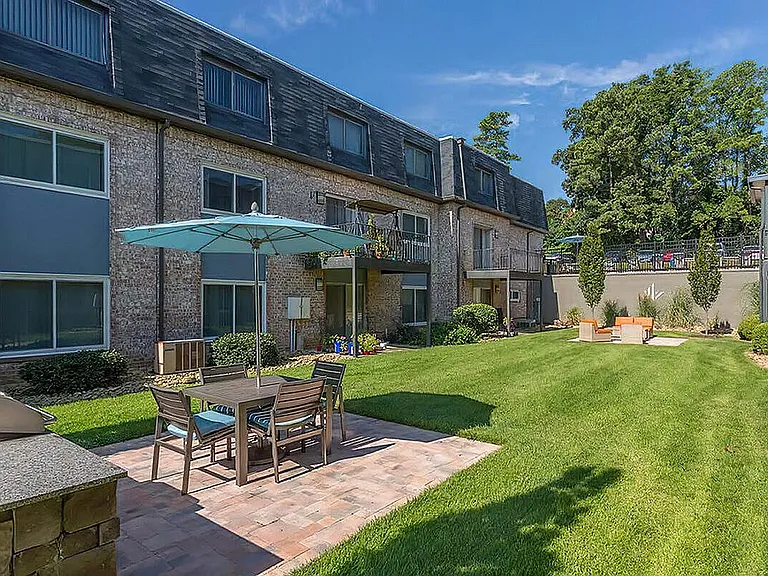 Experience the charm of this peaceful courtyard, perfect for relaxing outdoors.