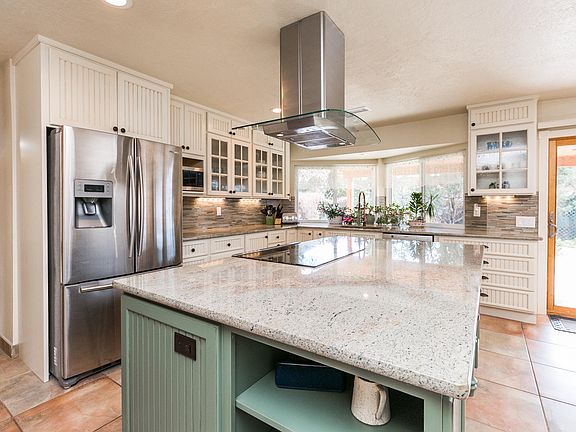 4th image of 3012 El Marta Ct NE