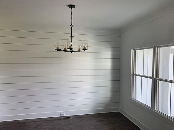 3rd image of 7573 Paxton Cir