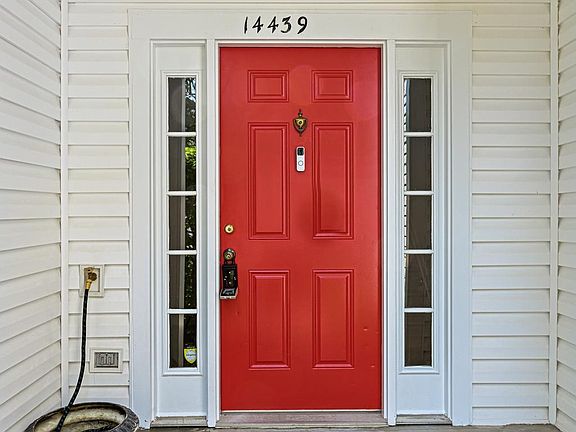 4th image of 14439 Fallscliff Ln #6