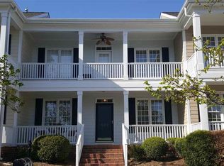 502 Franklin Manor Ln, Cary, NC 27519