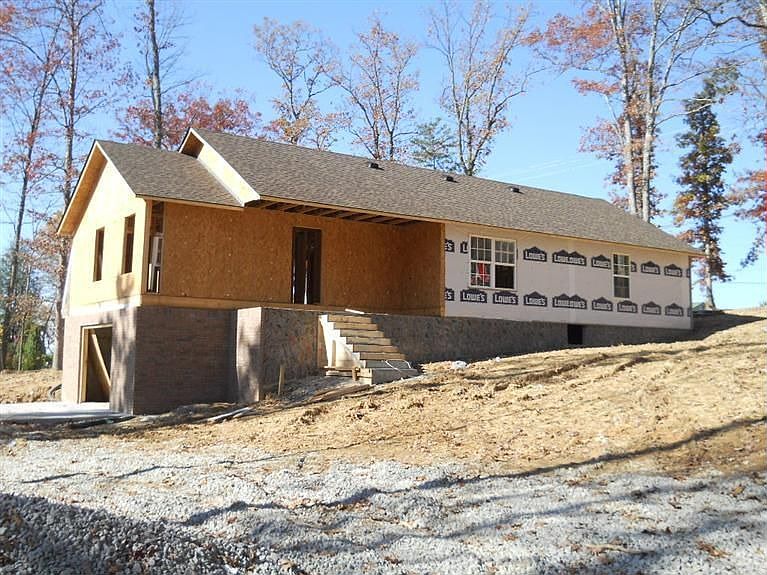 1st image of 1 Aspen Dr