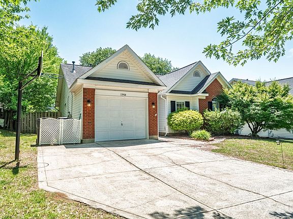2nd image of 13908 McGloughlin Way Ct