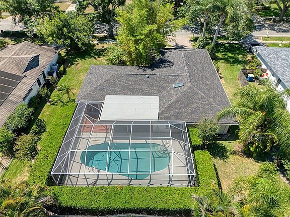 2nd image of 2972 KENILWICK DRIVE S