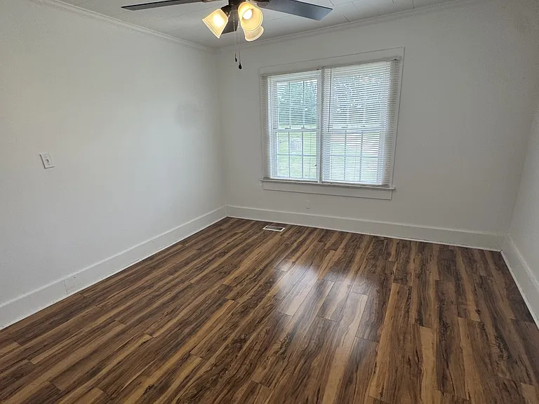 1495 Eli Bowen Rd — Photo 3
