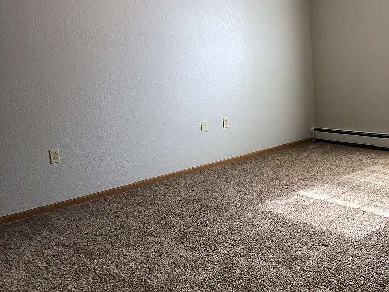 Fond du Lac- Primrose Apartments — Photo 6