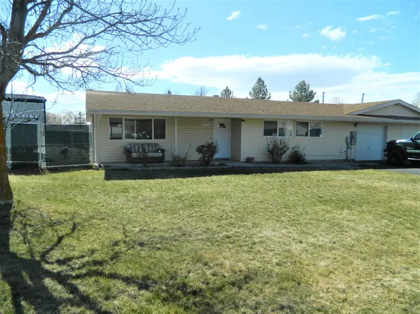 10690 McGuire Ave, Klamath Falls, OR 97603