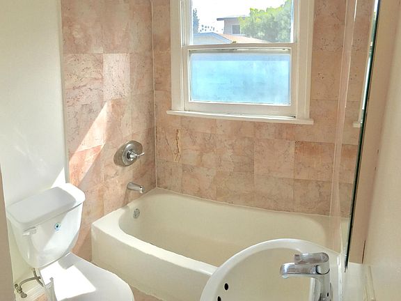 4th image of 745 E Orange Grove Blvd #Z