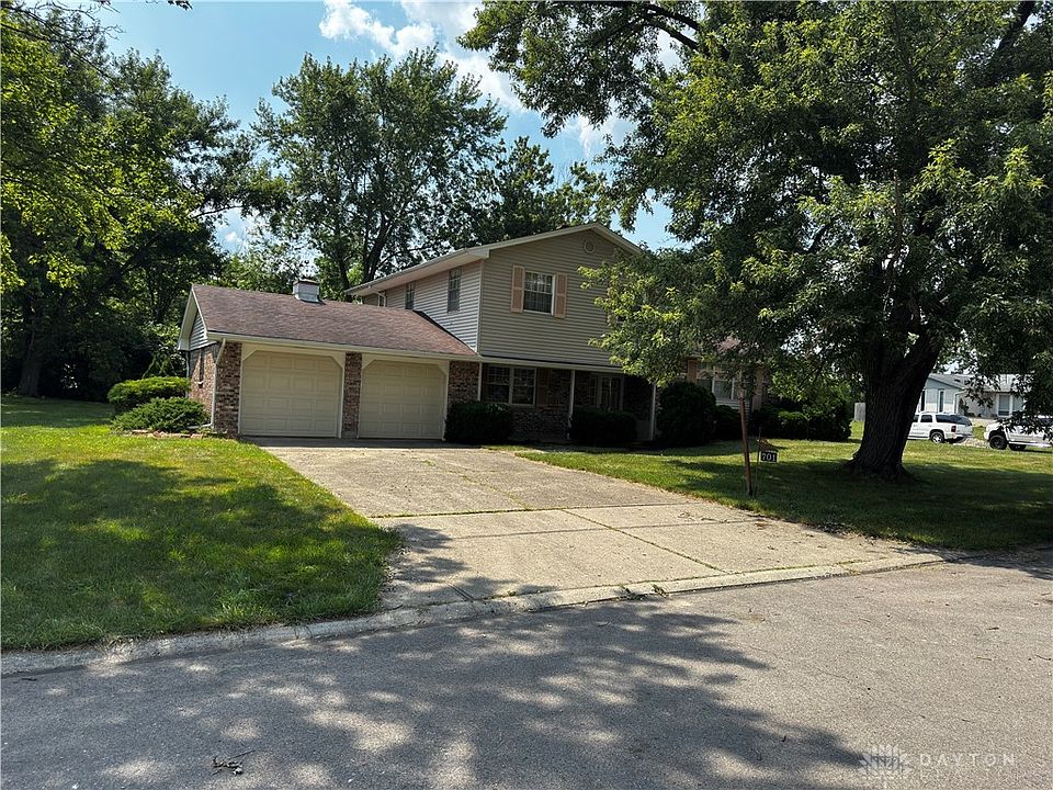 1st image of 701 Rosamond Dr