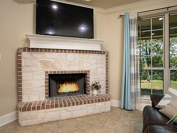 5th image of 7738 Cottonwood Dr