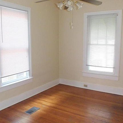 2nd image of 2723 Herschel St APT 1