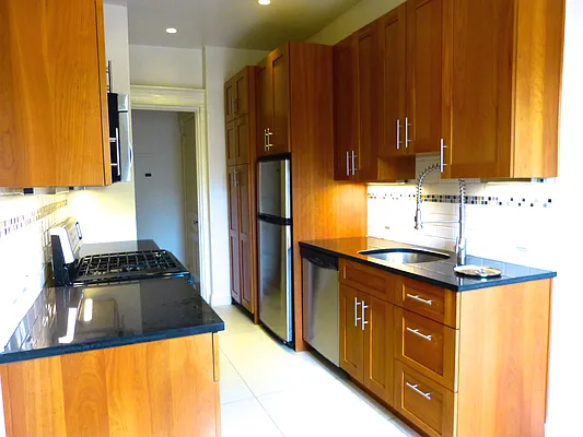Rented by Owner | media 9