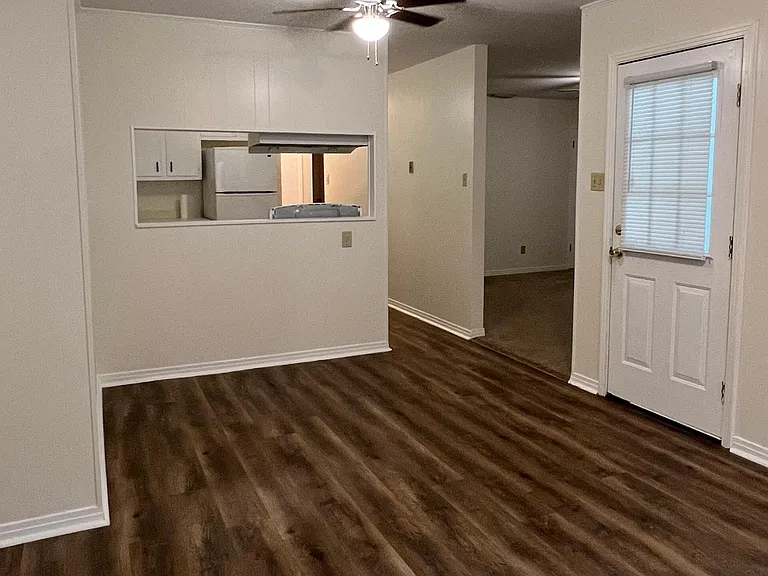 218 Glen Oaks Rd — Photo 9