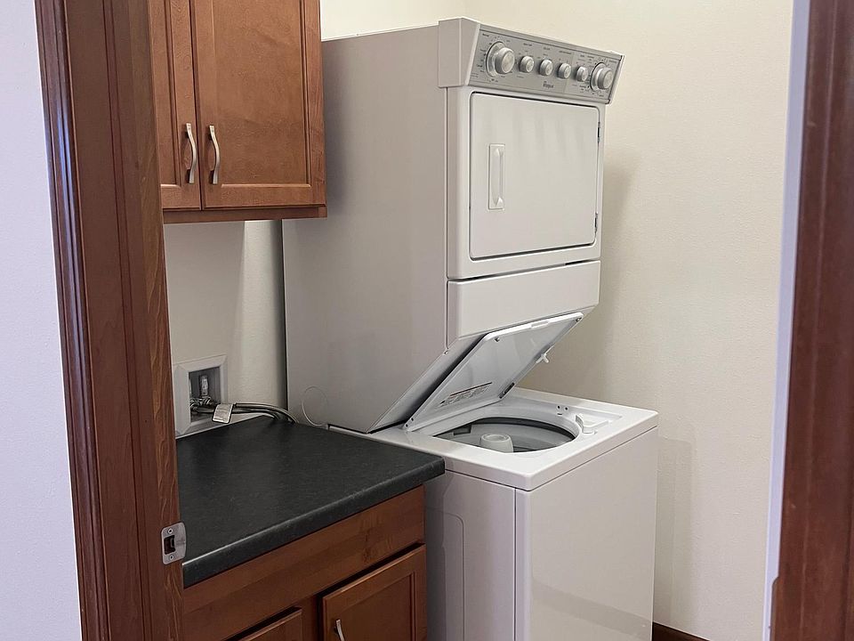 1631 Sand Lake Rd 303, Onalaska, WI 54650 Zillow