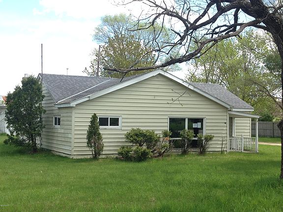 2nd image of 12136 Pike Ave
