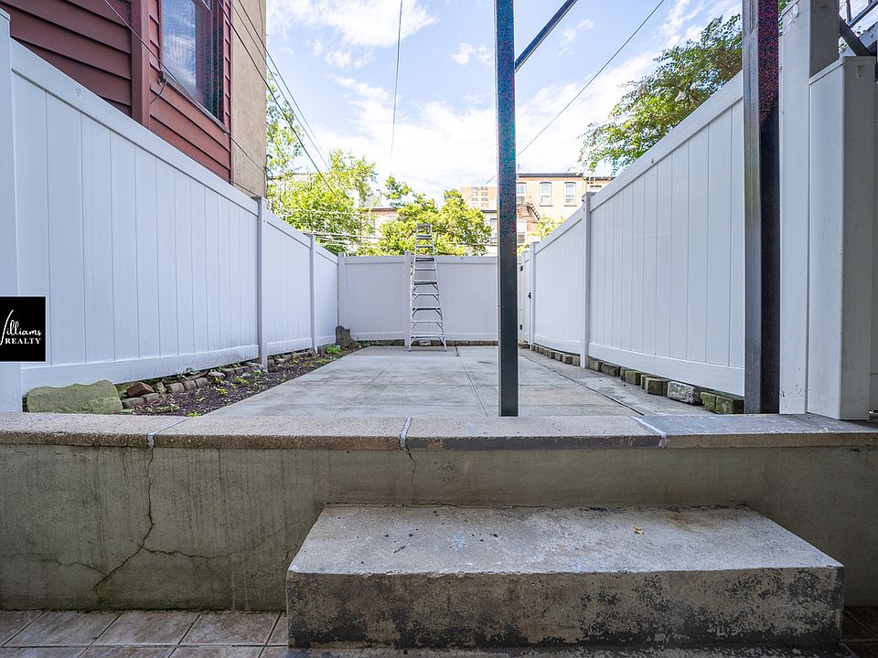 1st image of 209 Greene Ave