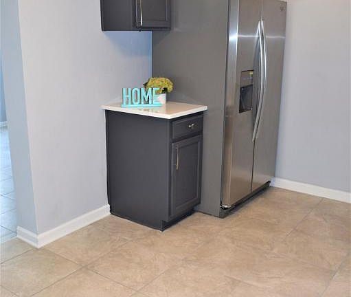3rd image of 1436 Gailwood Cir N