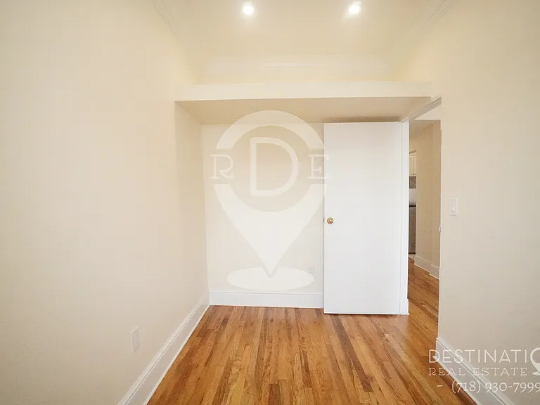 526 3rd Ave #2 — Photo 20