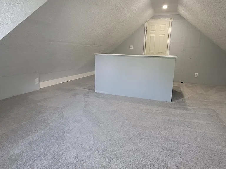 401 S Harris Ave — Photo 18