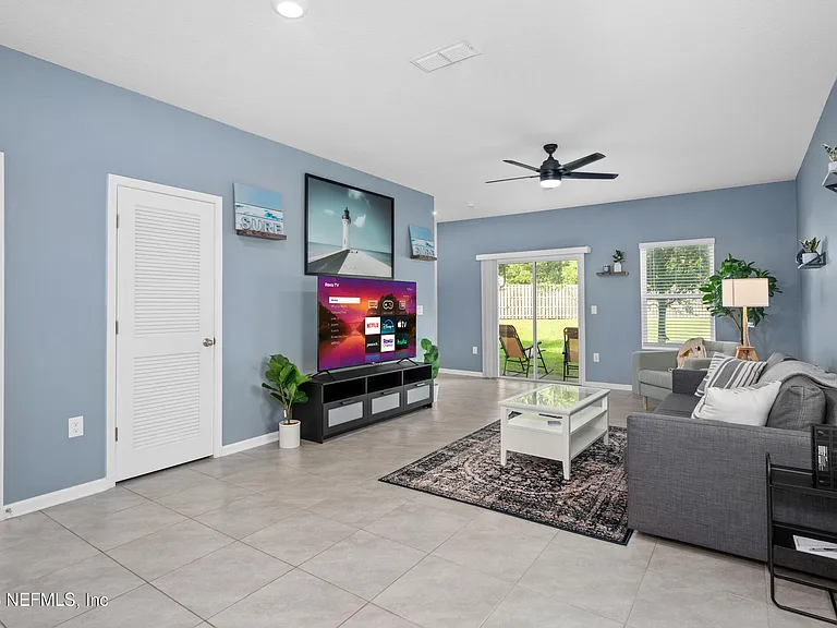 237 Aralia Ln — Photo 13