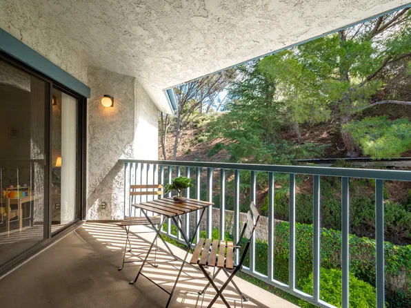 4260 Via Arbolada Unit 330, Los Angeles, CA 90042