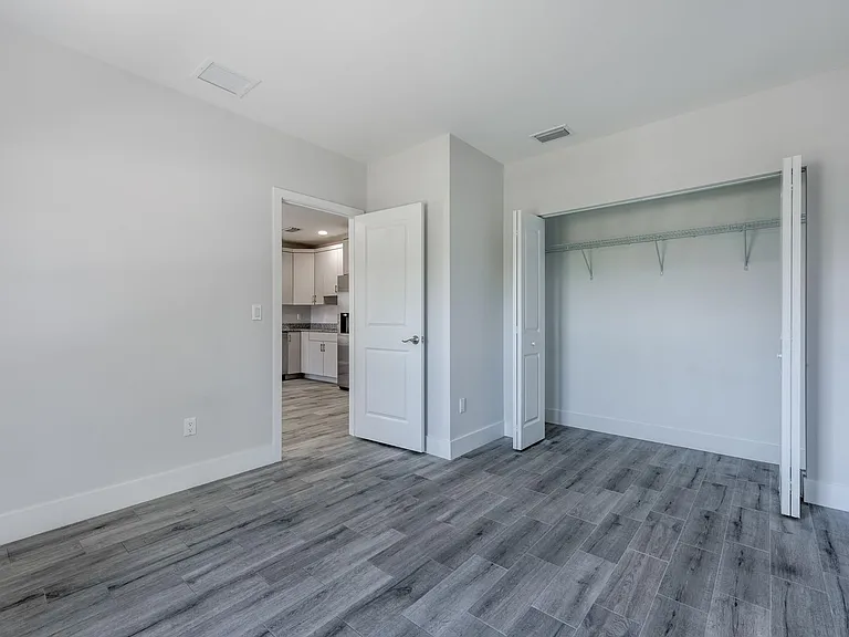 1119 Osceola Dr — Photo 14