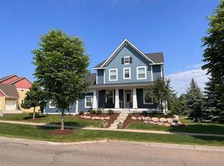 16636 Eagleview Dr, Lakeville, MN 55044