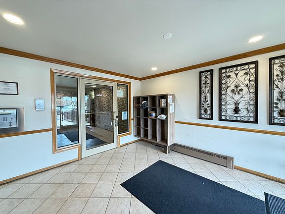 4th image of 650 Murray Ln Unit 416