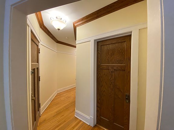 4th image of 5116 N Glenwood Ave #1