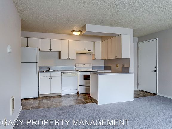 2nd image of 8630 SW Barbur Blvd APT 15