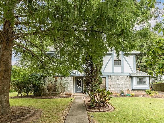 2nd image of 108 Arrowwood St