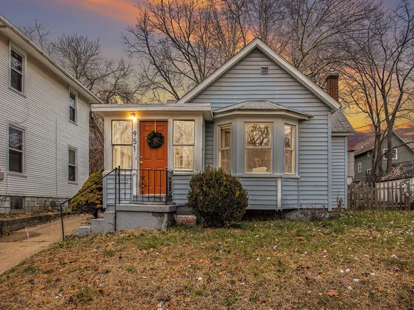 951 Sherman St SE, Grand Rapids, MI 49506