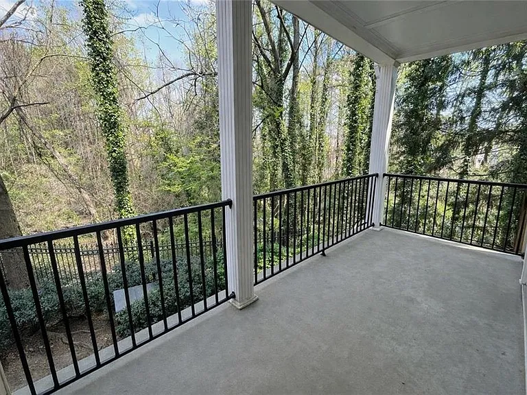 4107 Stratford Cmns — Photo 22