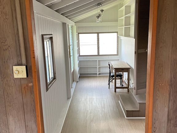 3rd image of 2260A Kanealii Ave