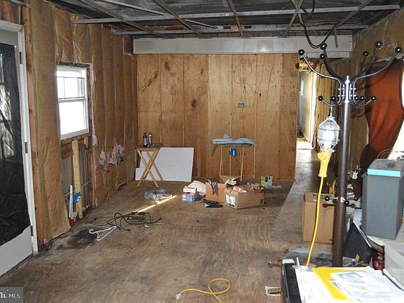 5th image of 46 Mountain Spring Rd