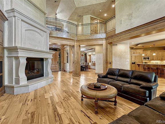 3rd image of 4320 E Linden Circle