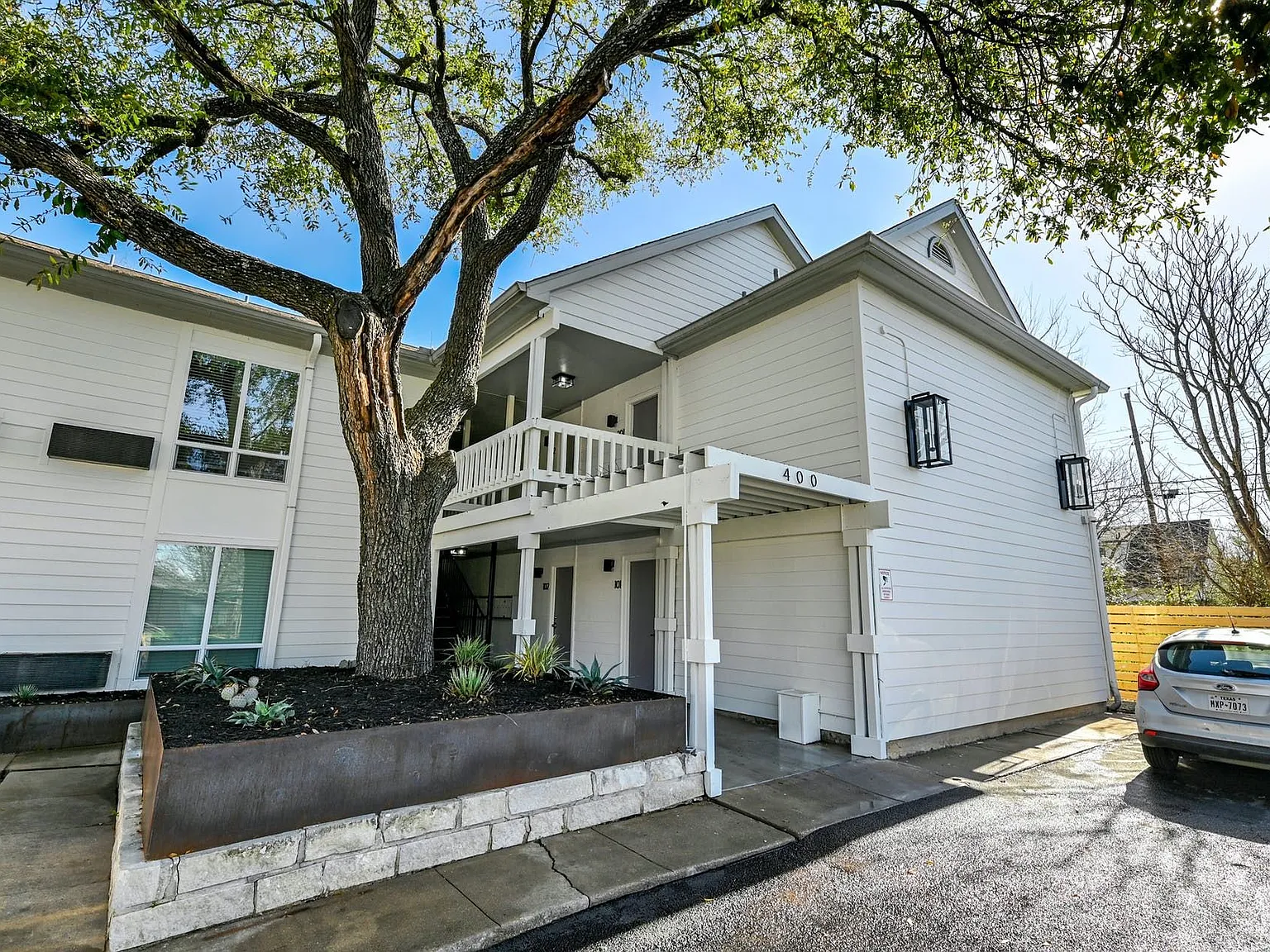 Highland Flats — Photo 3