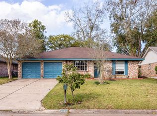 2106 Victoria Ct, League City, TX 77573