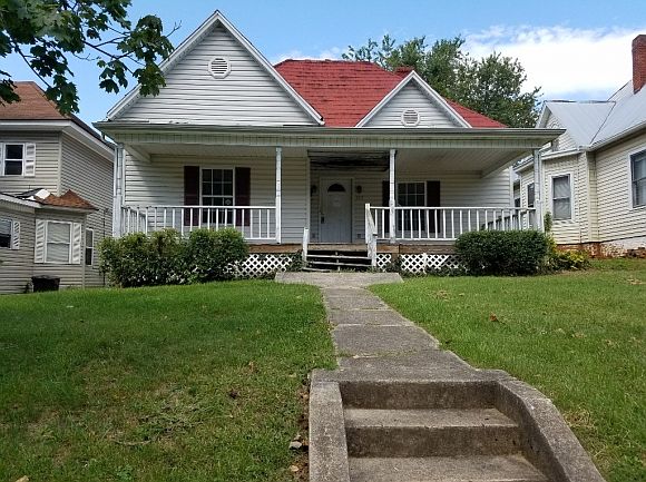 1st image of 110 W Unaka Ave