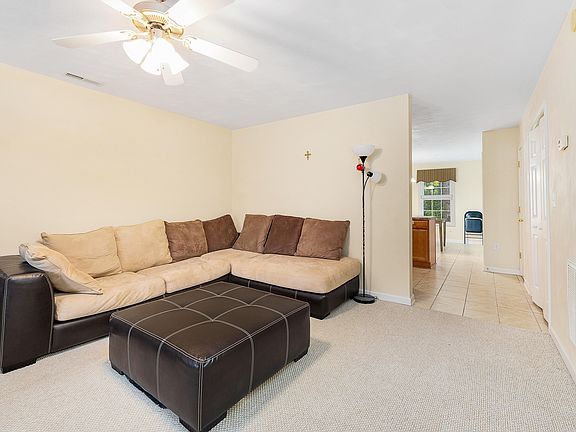 4th image of 2629 Belle Ave NE