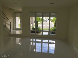 6311 NW 105th Ct, Doral, FL 33178