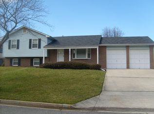 3906 Kencrest Ct, Bowie, MD 20721