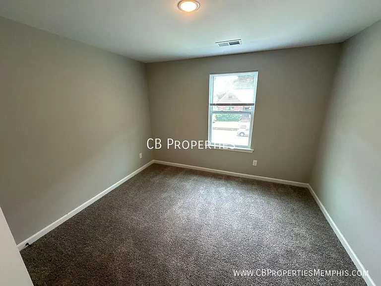 873 Decatur St — Photo 5