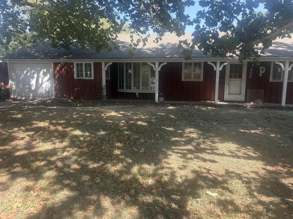 300 N Garfield St, Stafford, KS 67578