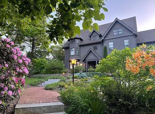 82 Highland Ave, Greenfield, MA 01301