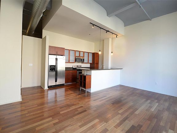 5th image of 1136 Washington Ave Unit 306