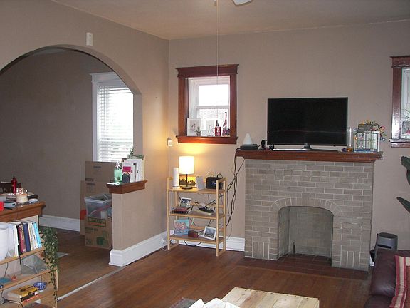 4th image of 3164 S Compton Ave #2